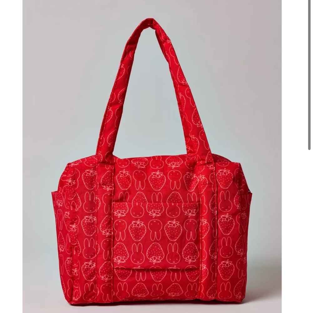 BAGGU & Miffy UO Exclusive Small Cloud Carry-On Bag NWT - Picture 3 of 4